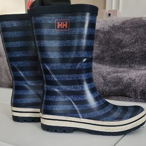 Helly Hansen Navy and Blue Striped Boots Ladies Size 7